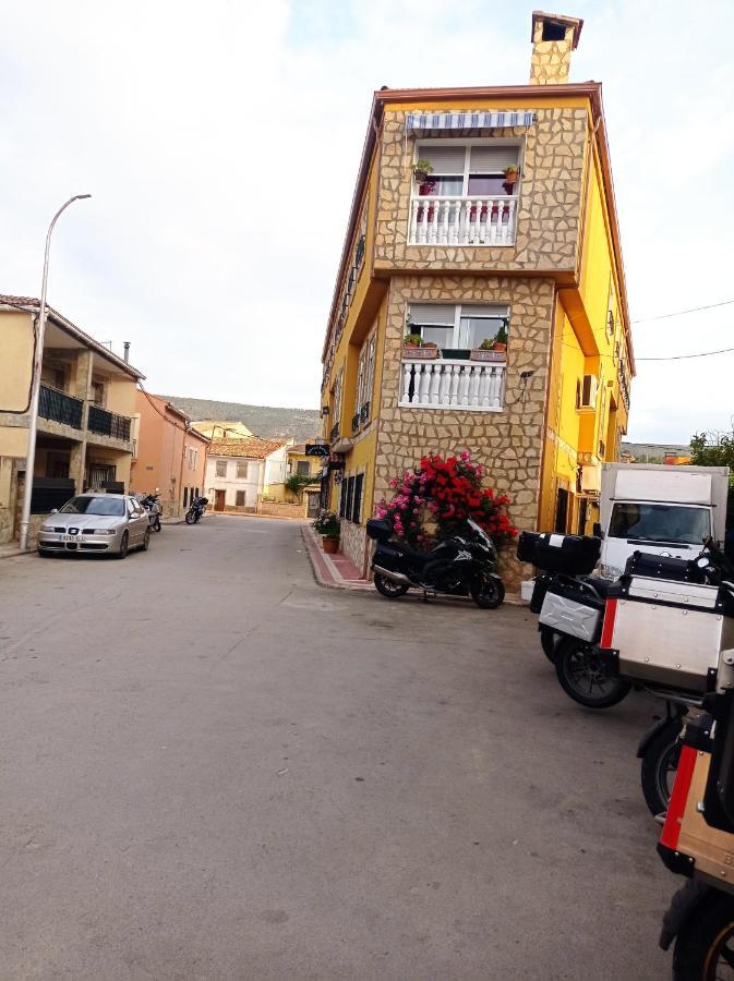 Hostal Canamares Ngoại thất bức ảnh